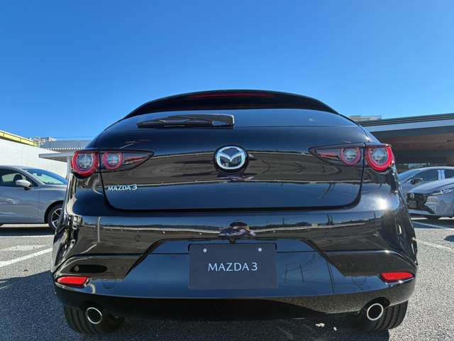 マツダ ＭＡＺＤＡ３　ファストバック ２．０ ２０Ｓ レトロスポーツエディション R8年 (関東) 99