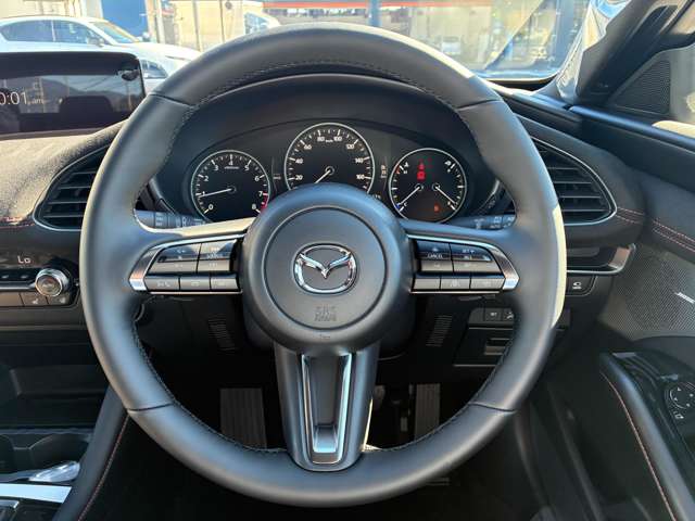 マツダ ＭＡＺＤＡ３　ファストバック ２．０ ２０Ｓ レトロスポーツエディション R8年 (関東) 99