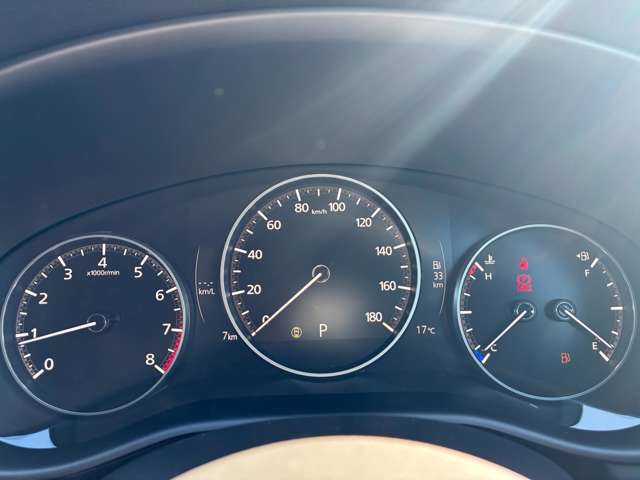 マツダ ＭＡＺＤＡ３　ファストバック ２．０ ２０Ｓ レトロスポーツエディション R8年 (関東) 99
