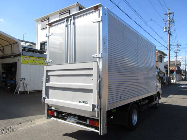 日野自動車 デュトロ アルミバン H23年 (東海) 99