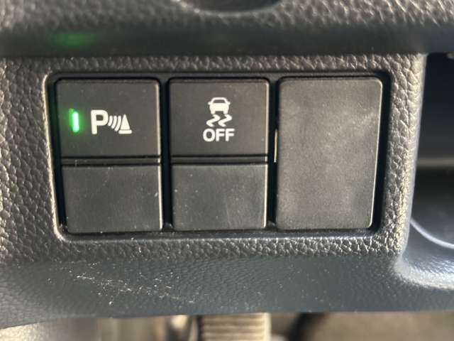 ホンダ Ｎ　ＢＯＸ カスタム ６６０ Ｌ R3年 (関東) 99
