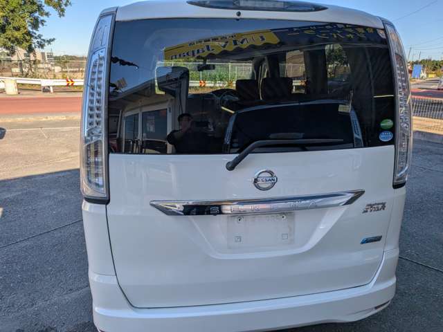 日産 セレナ ２．０ ハイウェイスター Ｓ－ＨＹＢＲＩＤ Ｖセレクション H25年 (関東) 99