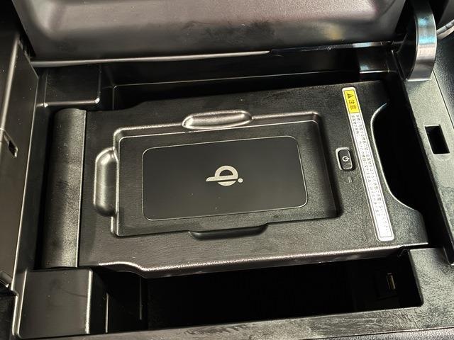 トヨタ アルファード ２．５ Ｓ Ｃパッケージ R2年 (中国) 99