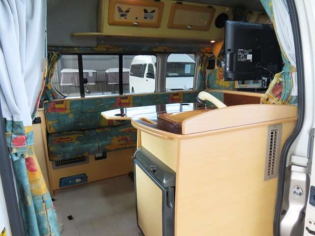 トヨタ ハイエースバン キャンピングカー H18年 (関東) 99
