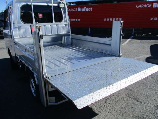 ダイハツ ハイゼットトラック ６６０ ジャンボ ＳＡＩＩＩＴ ３方開 ４ＷＤ R3年 () 99