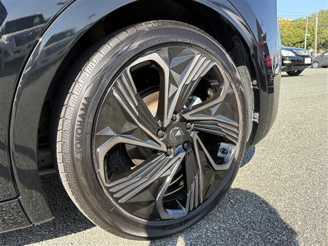 トヨタ プリウスＰＨＶ ２．０ プラグインハイブリッド Ｚ R6年 (九州・沖縄) 99