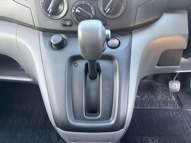 日産 ＮＶ２００バネットバン １．６ ＶＸ H28年 () 99