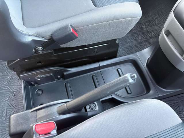 日産 ＮＶ２００バネットバン １．６ ＶＸ H28年 () 99