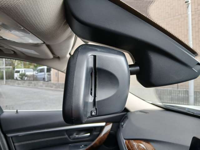 ＢＭＷ ３シリーズ ３２０ｄ　ラグジュアリー H29年 (近畿) 99