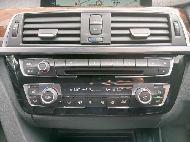 ＢＭＷ ３シリーズ ３２０ｄ　ラグジュアリー H29年 (近畿) 99