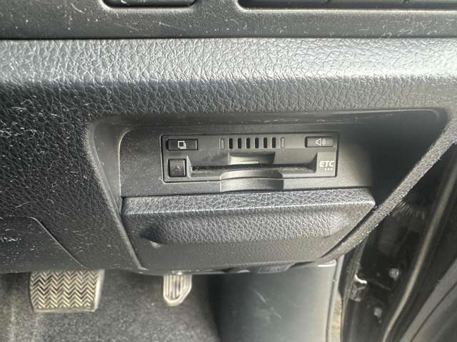 トヨタ ヴォクシー ２．０ ＺＳ 煌 H30年 (甲信越・北陸) 99