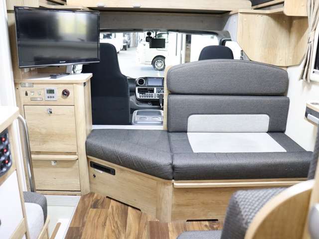 トヨタ カムロード キャンピング R3年 () 99