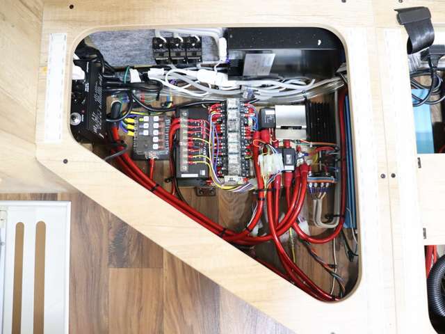 トヨタ カムロード キャンピング R3年 () 99