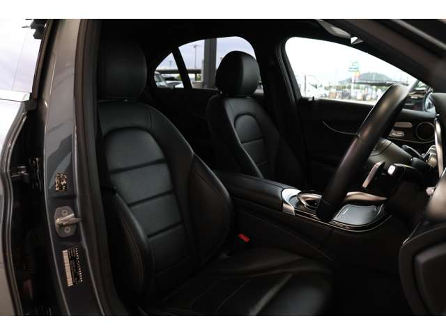 メルセデスベンツ Ｃクラス Ｃ２２０Ｄ ローレウス エディション スポーツプラスパッケージ ディーゼルターボ R1年 (近畿) 99