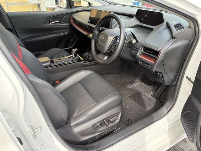 トヨタ プリウス ２．０ Ｚ R5年 () 99