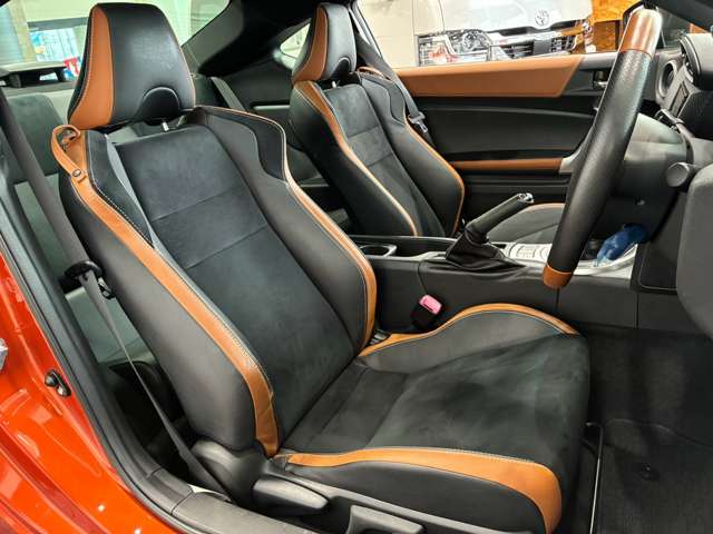 トヨタ ８６ ２．０ ＧＴ リミテッド H28年 () 99
