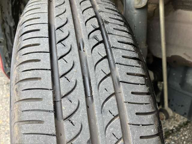 トヨタ ヴィッツ １．３ ジュエラ ４ＷＤ R1年 () 99