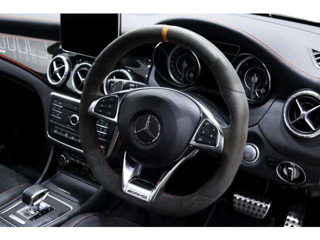 ＡＭＧ ＣＬＡ　シューティングブレーク ＣＬＡ ４５ ４マチック オレンジアート エディション ４ＷＤ H27年 (関東) 99