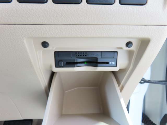 トヨタ アルファード ＦＯＣＳ H25年 (関東) 99