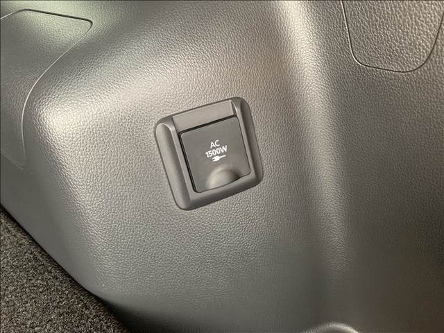 三菱 エクリプス　クロス　ＰＨＥＶ ＰＨＥＶ ２．４ Ｐ ４ＷＤ R6年 (関東) 99