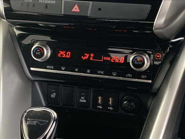 三菱 エクリプス　クロス　ＰＨＥＶ ＰＨＥＶ ２．４ Ｐ ４ＷＤ R6年 (関東) 99
