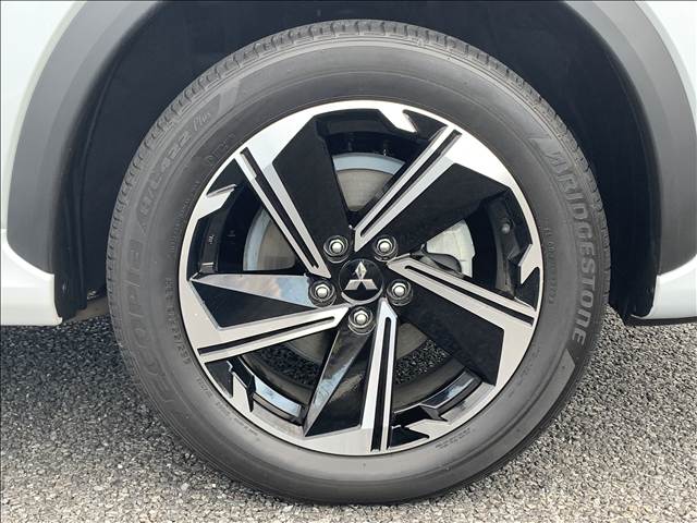 三菱 エクリプス　クロス　ＰＨＥＶ ＰＨＥＶ ２．４ Ｐ ４ＷＤ R6年 (関東) 99
