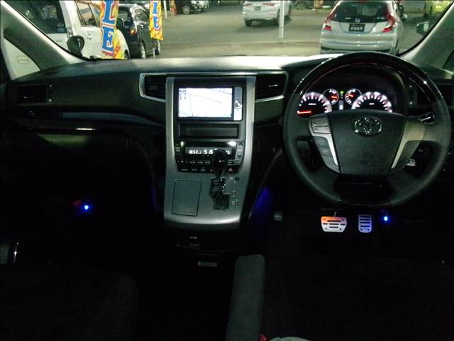 トヨタ ヴェルファイア Ｚ ＰＬＡＴＩＮＵＭセレクション２ －ＴＹＰＥ ＧＯＬＤ２－ 車 H23年 (関東) 99