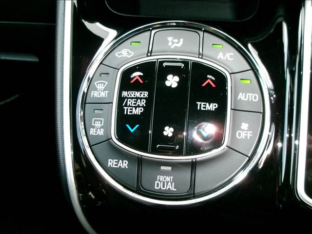 トヨタ ヴォクシー ２．０ ＺＳ 煌 H30年 (関東) 99