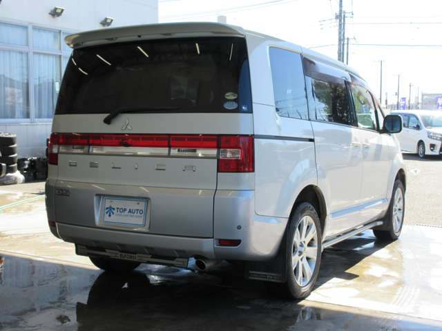三菱 デリカ　Ｄ：５ ２．４ Ｇ ナビパッケージ ４ＷＤ H21年 () 99
