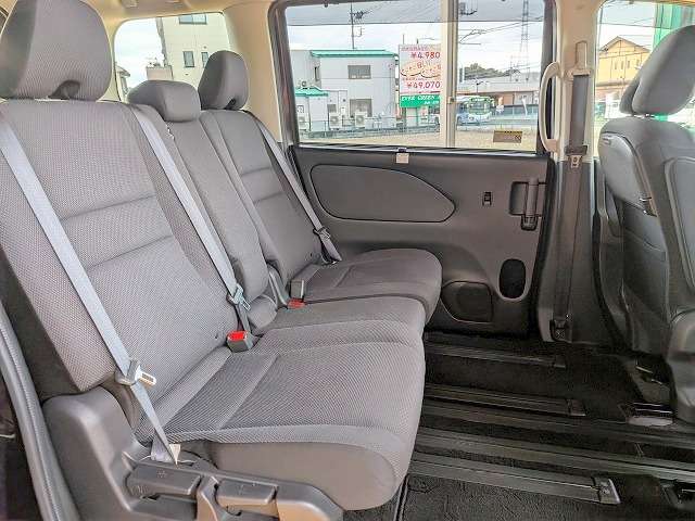 日産 セレナ ２．０ Ｘ H29年 () 99