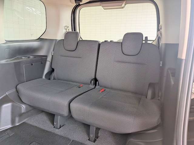 日産 セレナ ２．０ Ｘ H29年 () 99
