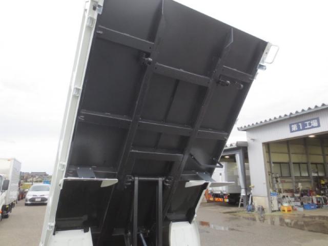 三菱フソウ キャンター ２Ｔ R8年 () 99