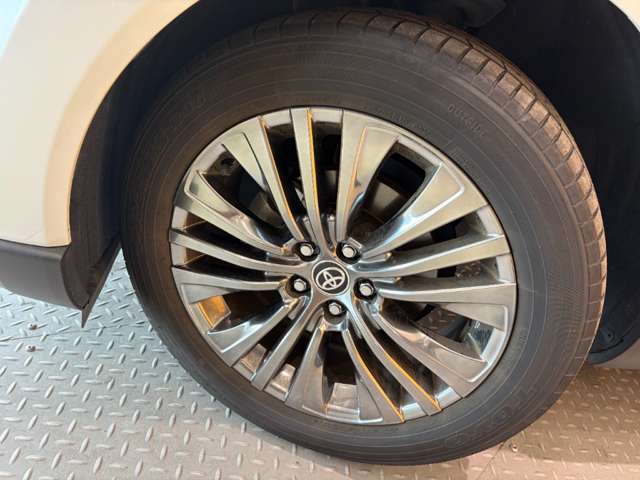 トヨタ ハリアー ２．０ Ｚ レザーパッケージ R5年 (近畿) 99