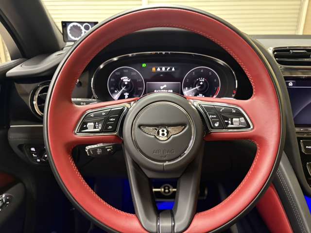 ベントレー ベンテイガ Ｖ８ ４ＷＤ R4年 (近畿) 99