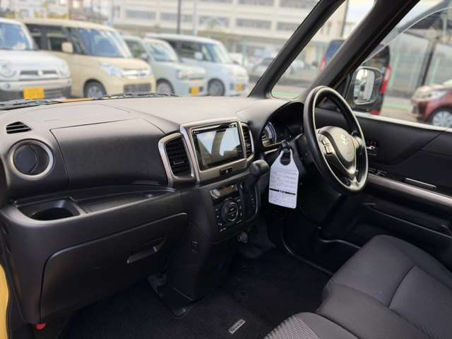 スズキ スペーシア ６６０ カスタム Ｚ デュアルカメラブレーキサポート装着車 H29年 (近畿) 99