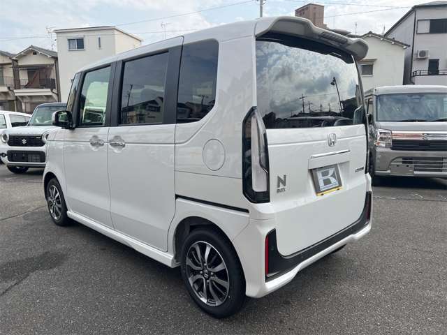 ホンダ Ｎ　ＢＯＸ カスタム ６６０ R8年 () 99