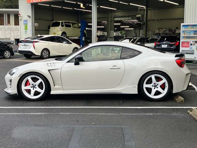 トヨタ ８６ ２．０ ＧＴ リミテッド ブラックパッケージ H30年 (中国) 99