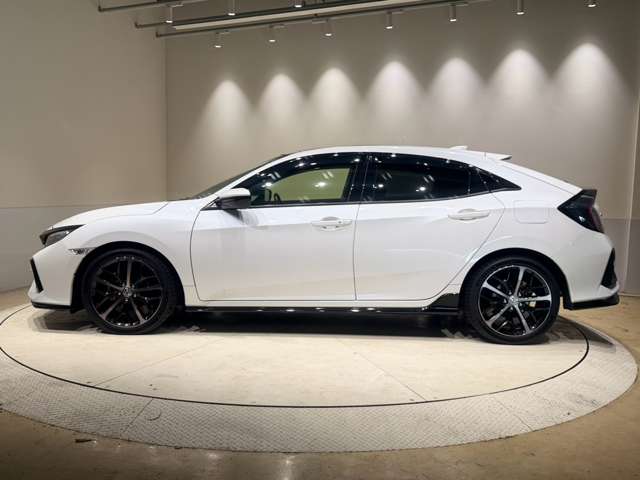 ホンダ シビック １．５ R3年 () 99