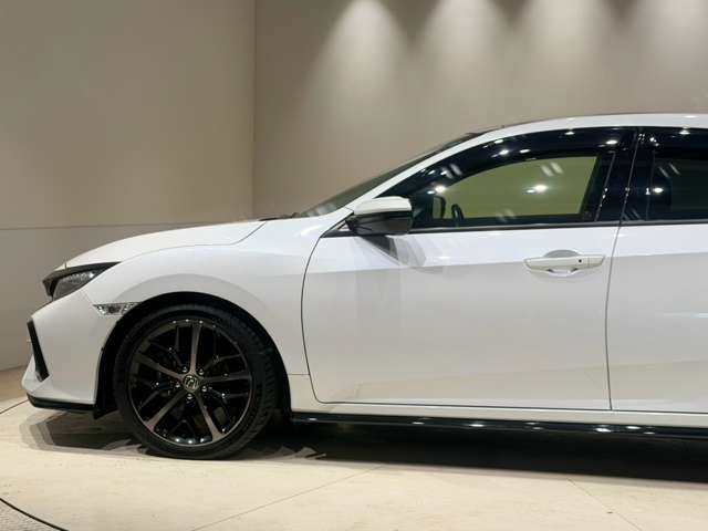 ホンダ シビック １．５ R3年 () 99