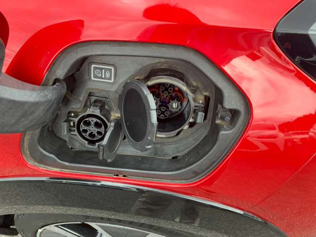 プジョー ｅ−２０８ ＧＴ R4年 (中国) 99