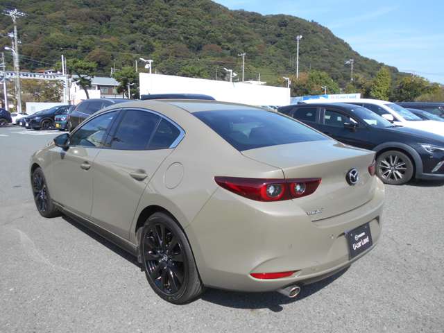マツダ ＭＡＺＤＡ３　セダン ２．０ ２０Ｓ ブラック セレクション R7年 (関東) 99
