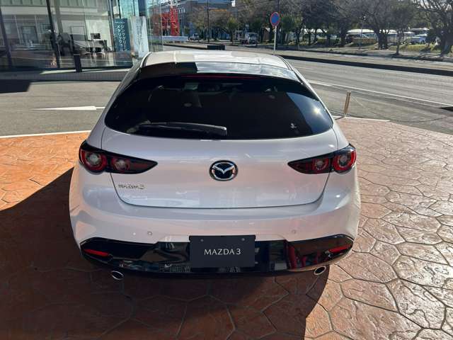 マツダ ＭＡＺＤＡ３　ファストバック ２．０ ２０Ｓ レトロスポーツエディション R8年 (関東) 99