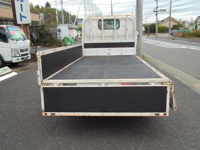 日野自動車 デュトロ ２０００キロ積ミ R1年 (関東) 99