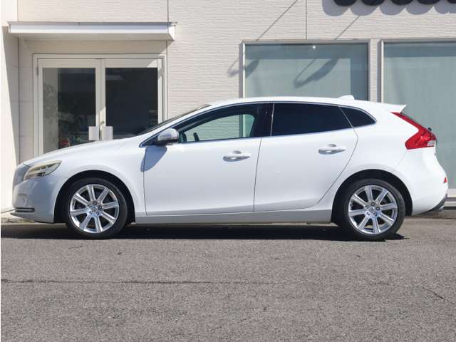 ボルボ Ｖ４０ Ｄ４ インスクリプション ディーゼルターボ H28年 (東海) 99