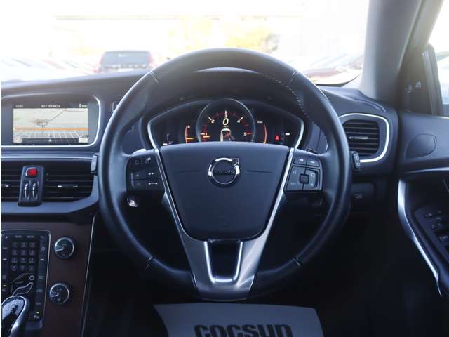 ボルボ Ｖ４０ Ｄ４ インスクリプション ディーゼルターボ H28年 (東海) 99
