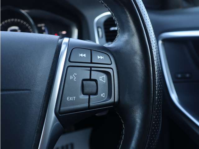 ボルボ Ｖ６０ Ｄ４ Ｒデザイン ディーゼルターボ H27年 (東海) 99