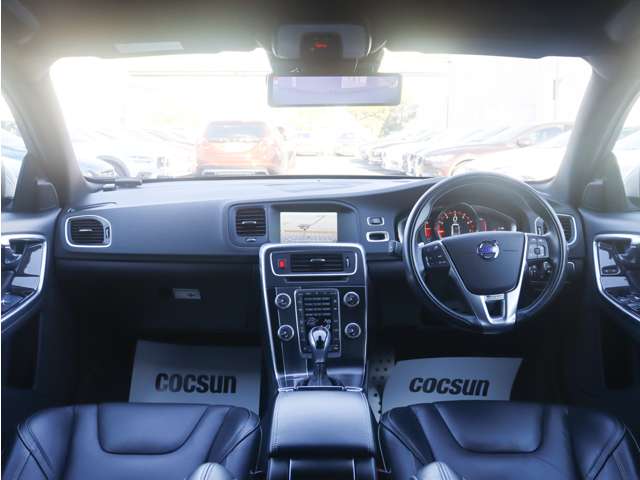 ボルボ Ｖ６０ Ｔ５　Ｒデザイン H27年 (東海) 99