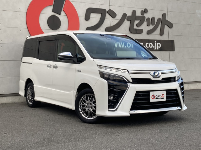 トヨタ ヴォクシー １．８ ハイブリッド ＺＳ 煌ＩＩ R1年 () 99