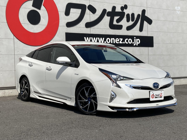 トヨタ プリウス １．８ Ａ ツーリングセレクション H29年 (四国) 99