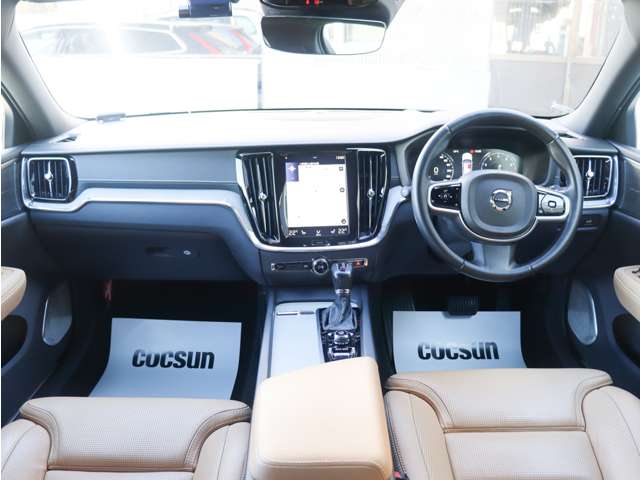 ボルボ Ｖ６０ Ｔ５　インスクリプション R1年 (関東) 99